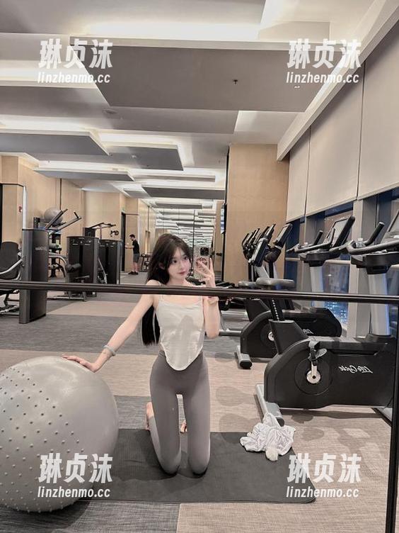 155.fun 进入155.fun,无论你在GitHub的哪个角落,永不迷路的秘诀竟是学会聊天!(这边吃瓜啦)