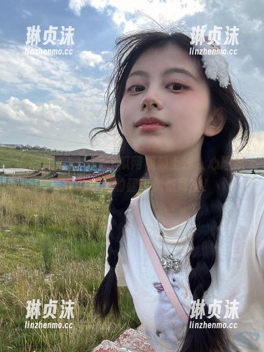 17吃瓜网 17吃瓜网视频上线,心理承受能力不够的建议佩戴耳塞!