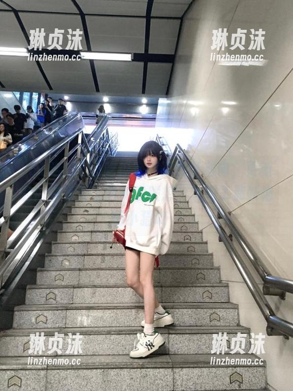 51吃瓜 51吃瓜官网又有新动向,更新的内容竟然让我突发联想,想到了那妖艳的小猫咪…