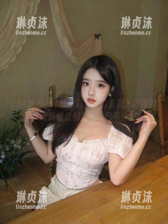 51吃瓜 51吃瓜网网址的资源多得像弹幕,吃瓜群众都看得嘴巴不合拢!
