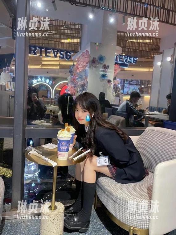 当无聊被召唤，911吃瓜苹果版让大妈的闲聊变得有趣！