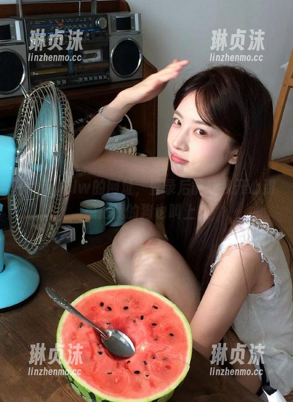 hlw hlw的网址,登录后能让我开心到想把我的狗也叫上!