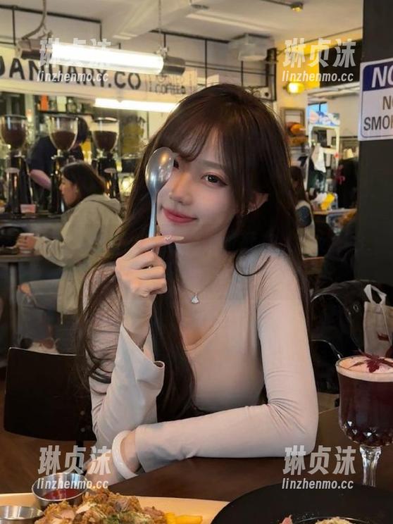 tttzzz18.su 黑料地址就在tttzzz18.su首页,简直不能再离奇!