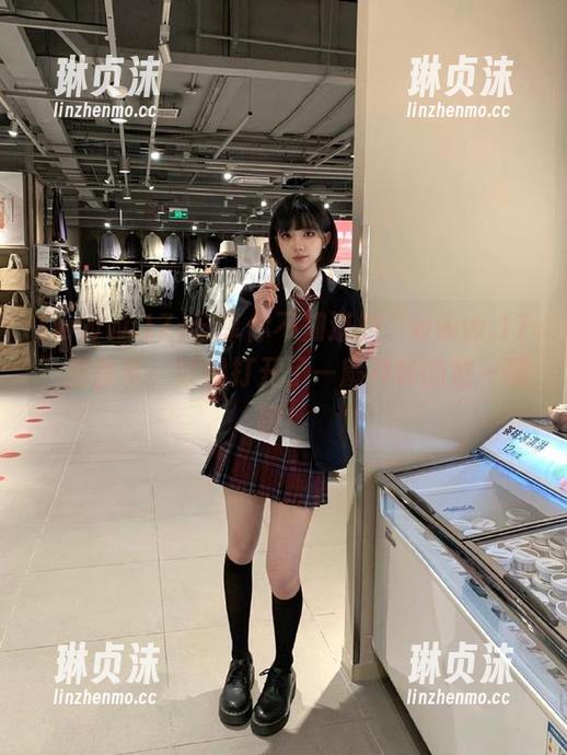 www.17 分享你不知道的“www.17”那些事,就像打开了一扇神秘的窗~嘿嘿!