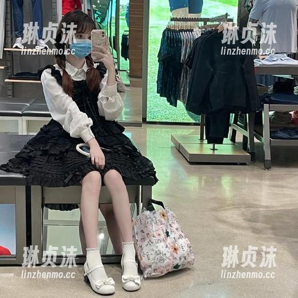 www.tttzzz 见到“www.tttzzz668.su”的网页内容感觉就像是校园广播,让我心痒痒的,忍不住想多看几眼。