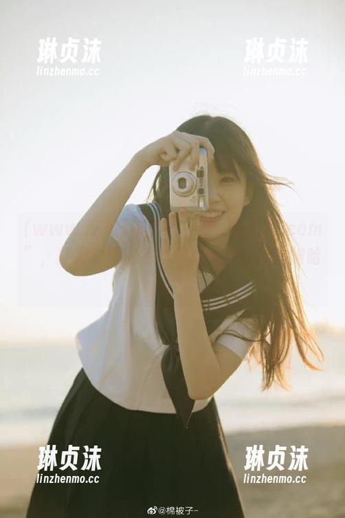 www.吃瓜 快下载“www.吃瓜.com”,打发时间的绝佳选择,边吃瓜边啃哈哈!