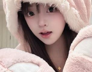 下载‘免费吃瓜’app后，妈的，这信息量简直是百米冲刺，我要如何消化？