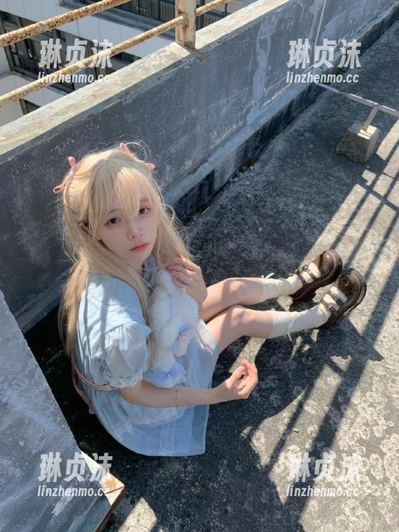 免费吃瓜网 看吧!“免费吃瓜网”的传送门,真想跟随每个八卦的轨迹漂流