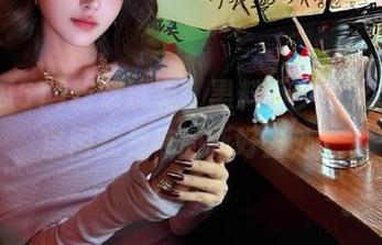 吃草没有，黑料不少！吃瓜51官网就是你的新好去处。