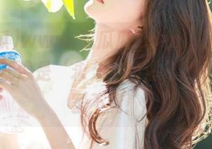 www.吃瓜瓜.com，上面一条条八卦就像是‘永久’的催化剂，让人欲罢不能！