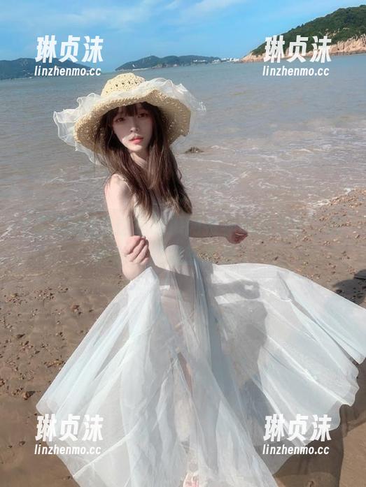 “这是吃瓜网推荐的链接？”我开始怀疑我的审美了…