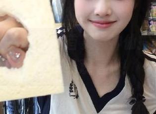 在吃瓜网首页，神仙操作就等你来“在线观看”！