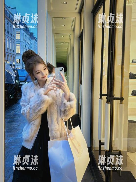 吃瓜网址 又是“今日吃瓜网址”发布的劲爆新闻,每次都能刷新我的三观!