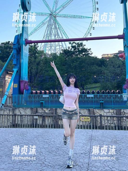 朋友说“国产黑料”的地址爆料量太高，得找机会去踩踩点。