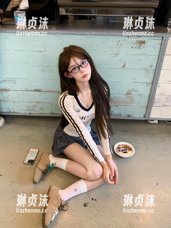 社区黑料网 在社区黑料网ios的吃瓜路上,偷偷是什么心情呢?