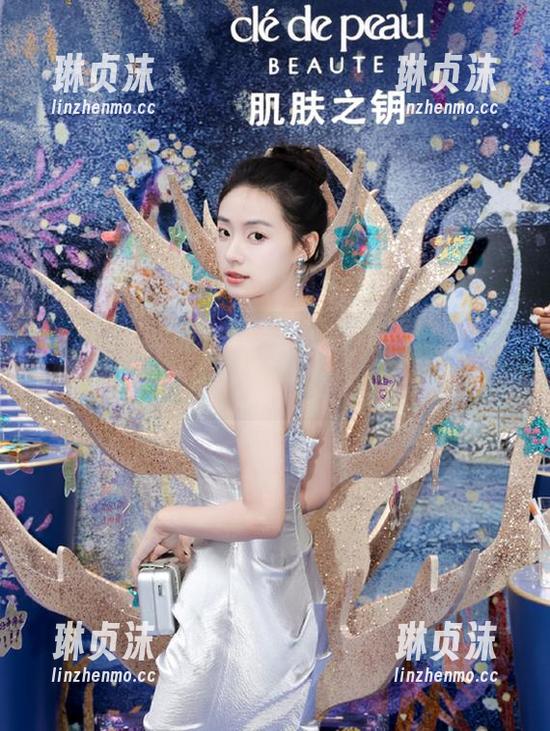 吃着瓜，捞着黑料，社区黑料网入口等你来嗨！