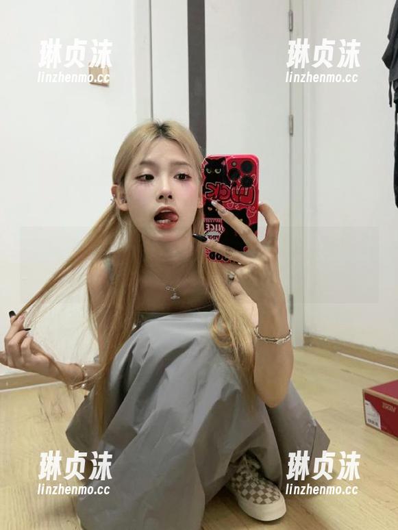 黑料app 悄悄告诉你,黑料app官网链接里藏的彩蛋可不一般!