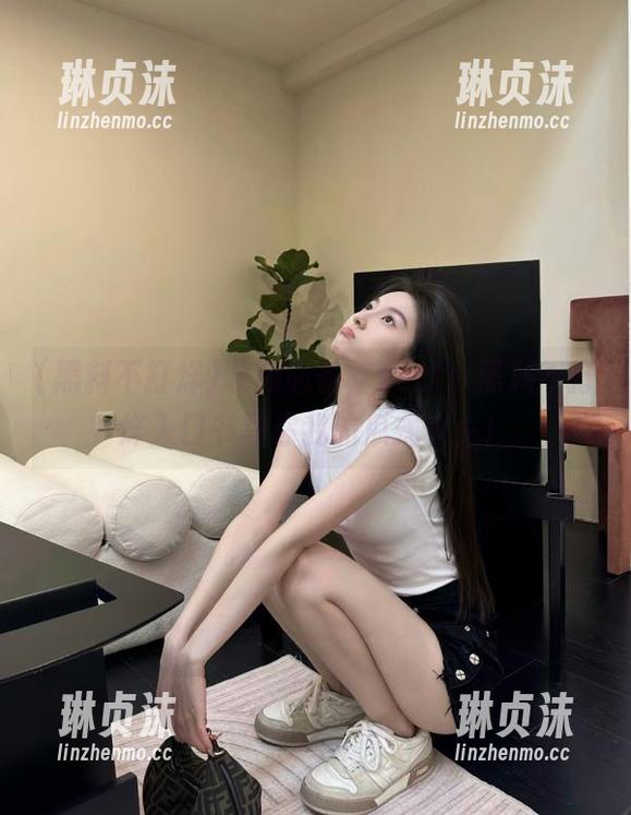 收藏必备，zzzttt黑料不打烊入口书写你我的瓜式人生！