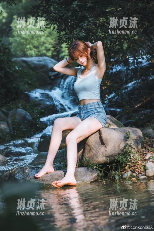 传送门在这里，黑料不打烊的苹果下载，让你的八卦进阶升级，快来试试！