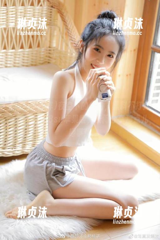 黑料不打烊 夜空下的秘密,黑料不打烊tttzzz668su苹果版,夜间分享那点儿趣事!