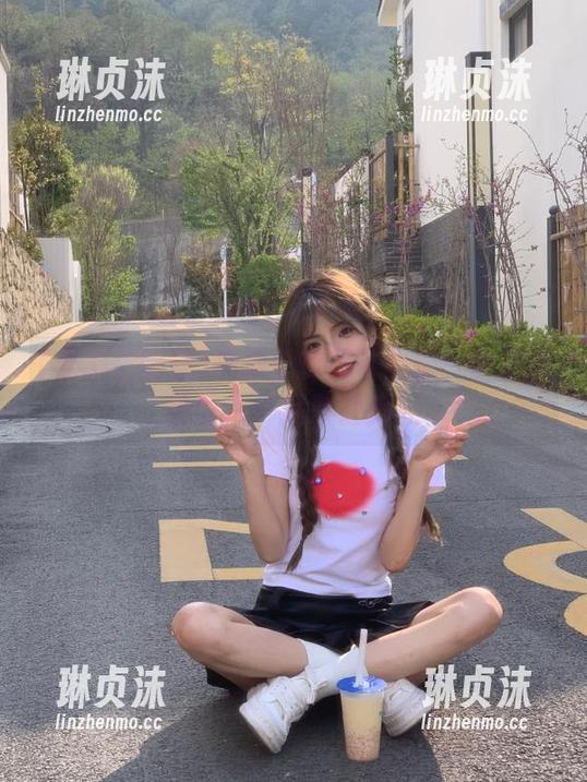 黑料正能量 黑料正能量带你走!永不迷路的八卦探索之旅!