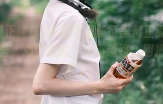 掉进万篇长征黑料正能量的漩涡里，心中呼喊：永不迷路，别把我带歪了！