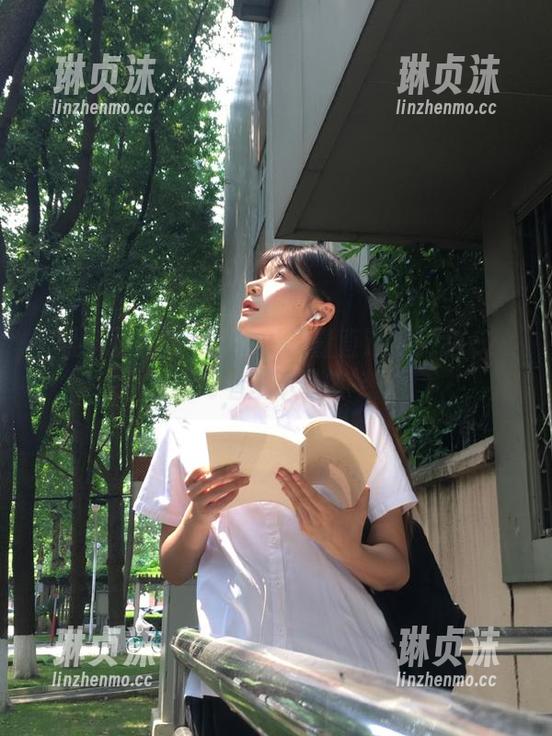 黑料正能量 黑料正能量直达10月15:瓜爱好者的天堂来袭!