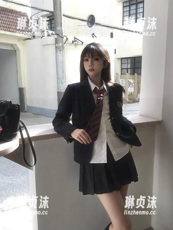 黑料社 黑料社最新分享:在线等瓜皮翻到天上去了,你跟上了吗?