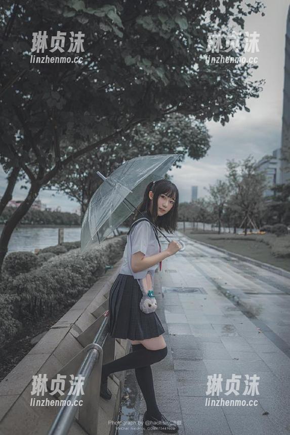 黑料网 黑料网发布:在线解密今天的吃瓜行为,背后尽是机智与尴尬!