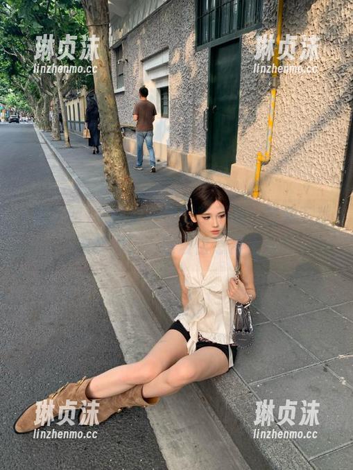 总感觉在线浏览不够，赶紧下载“黑料网”，这波信息很上头！