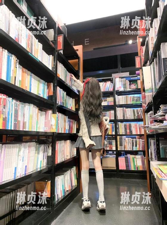 黑料网 黑料网导航新规则:曝光的内容实在太有毒,不服来“撇”!